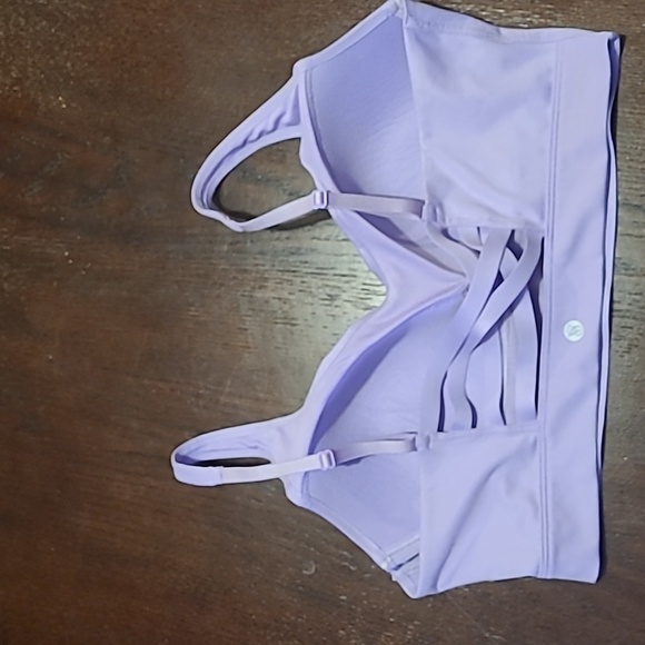 Victoria's Secret Like New lavender criss cross sports bra lined soft adjustable - Picture 2 of 11
